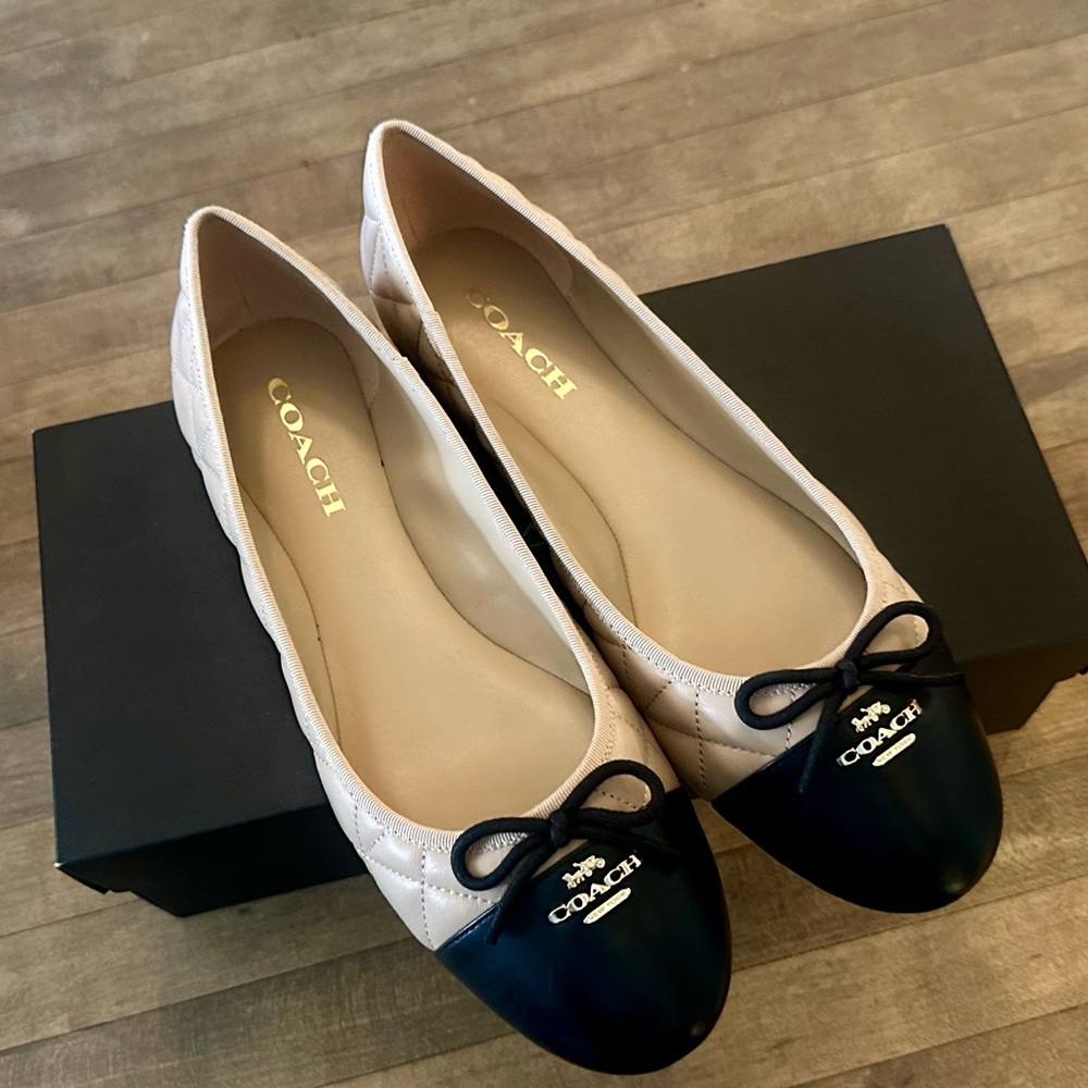 Coach Genuine Leather Allyson Quilted Ballet Flats Size 10 - Picture 9 of 16